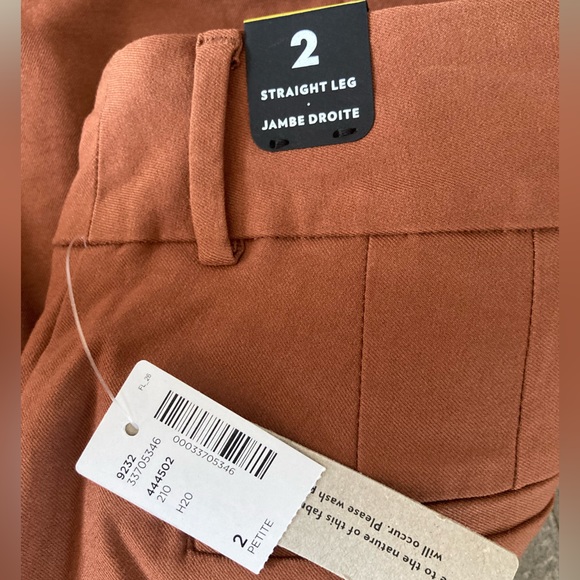 Reitmans Iconic Straight Leg Pant - Size 2 Petite - Picture 3 of 6